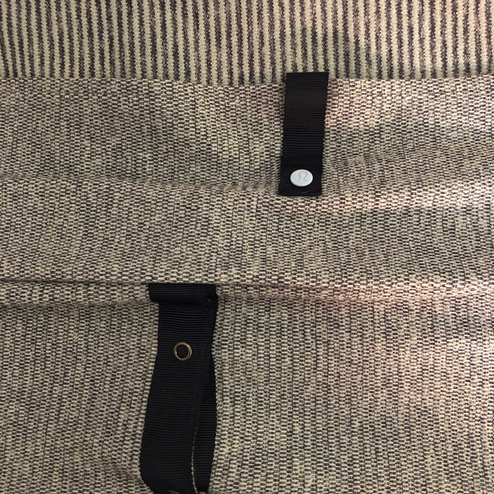 Lululemon Herringbone and striped Vinyasa scarf - Picture 3 of 4
